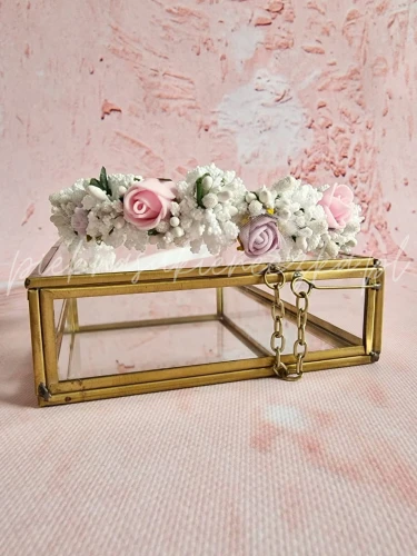 opaska dla dziewczynki z rozowymi i fioletowymi rozyczkami