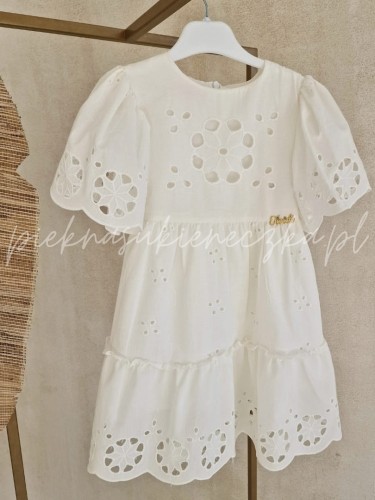 bawelniana-sukienka-azurowa-z-krotkimi-rekawami