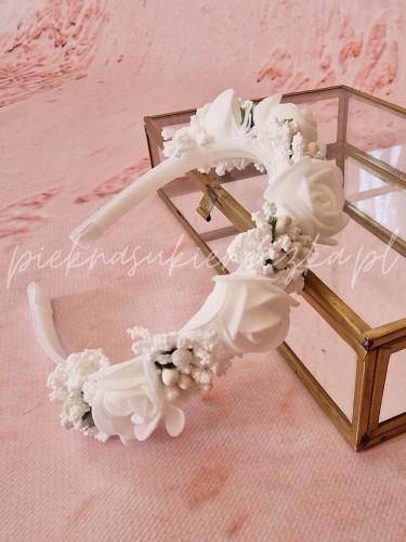 PIĘKNA SUKIENECZKA PRODUKTOWE - 2025-03-20T135048.643.jpg