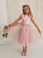 sukienka-tiulowa-z-rekawkiem-przyozdobiona-kwiatami-3d-rozowa
