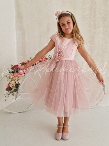 sukienka-tiulowa-z-rekawkiem-przyozdobiona-kwiatami-3d-rozowa